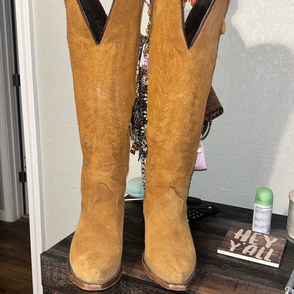 Tan Suede Women's Boots